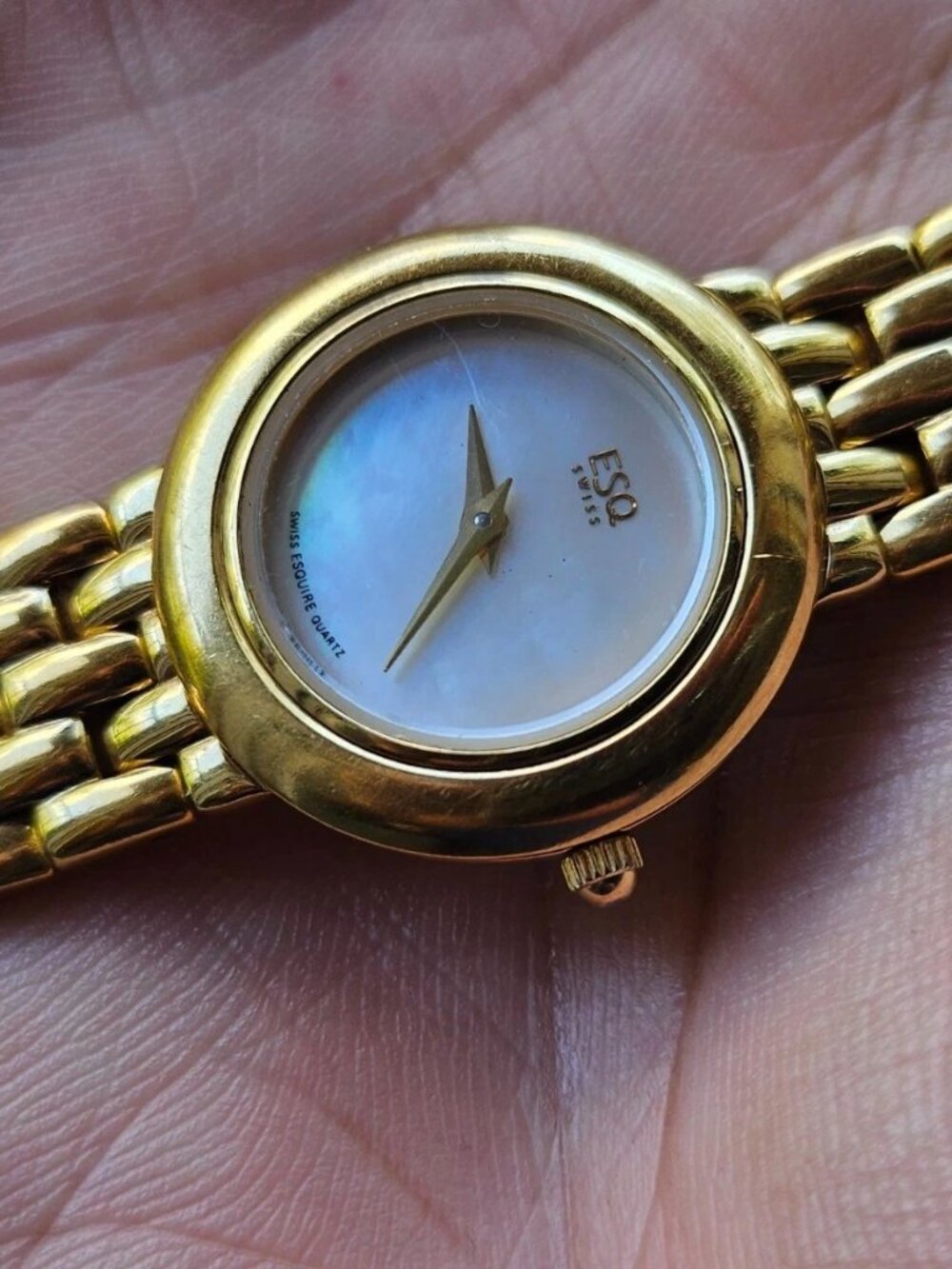 ESQ Swiss by Movado Ladies Wristwatch Gold Tone Mother of Pearl Face ESQUIRE